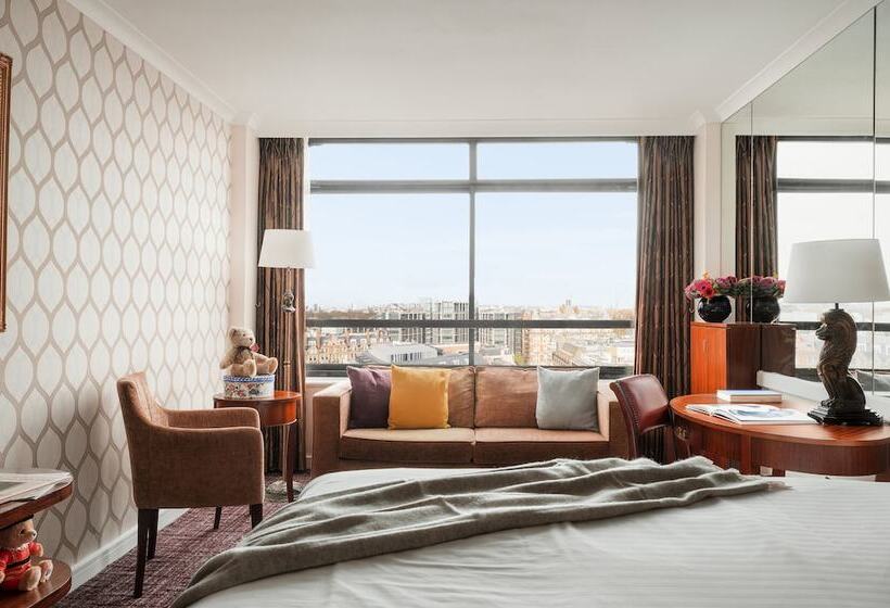 غرفة كلوب, Millennium Hotel London Knightsbridge