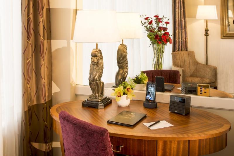 Номер Стандарт, Millennium Hotel London Knightsbridge