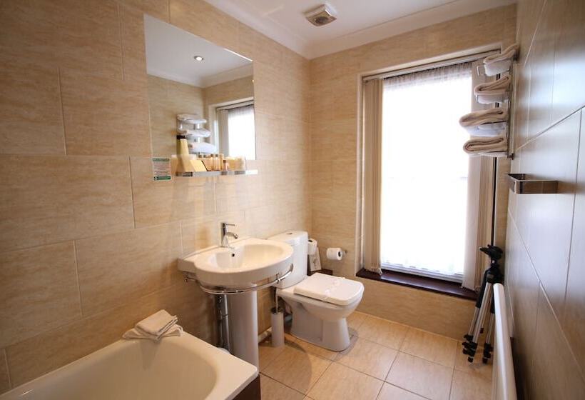 スーペリアールーム, Pilgrims