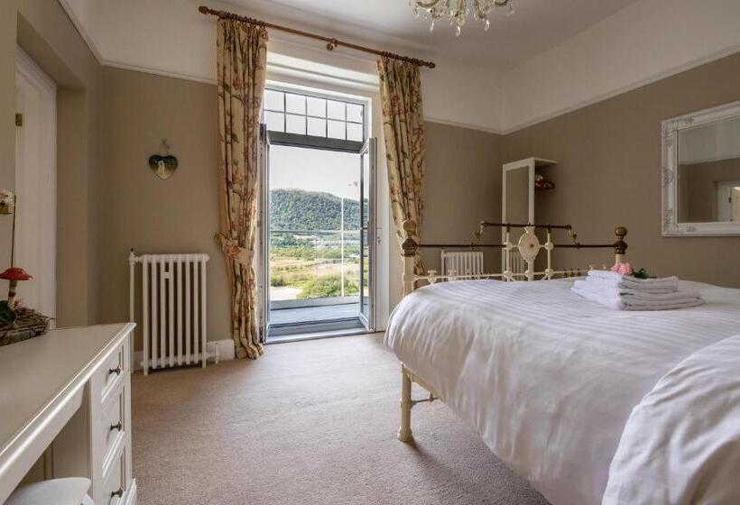 산전망 스위트 디럭스, Plas Maenan