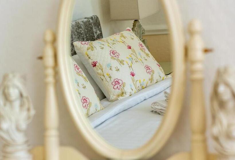 스탠다드 룸, Plas Maenan