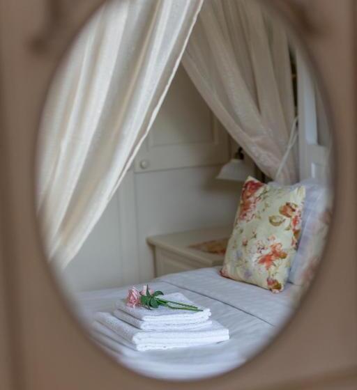 4인용 스탠다드 룸, Plas Maenan