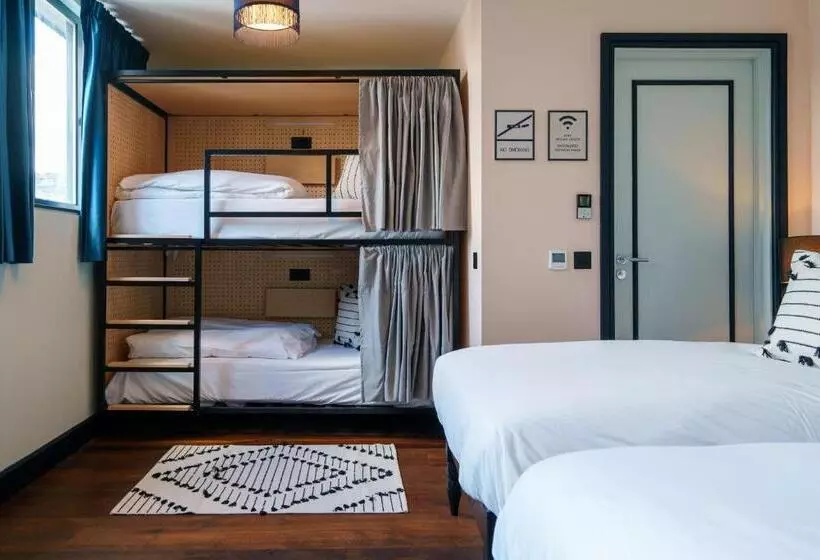 ファミリールーム, The Camden Town
