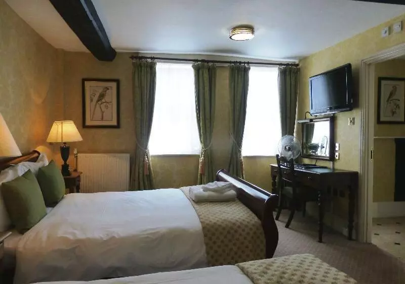 Chambre Familiale, The Bear