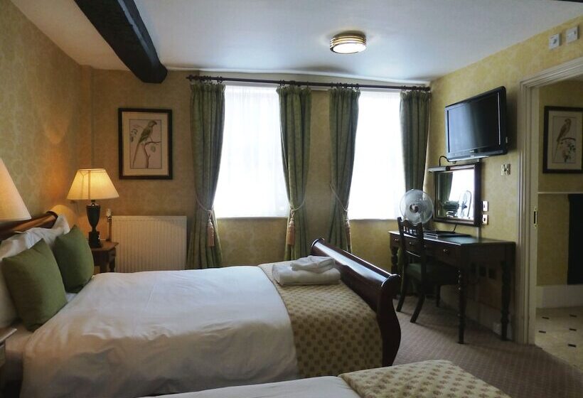 חדר משפחתי, The Bear