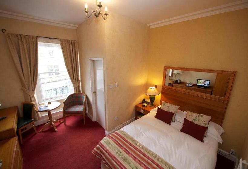 Номер Стандарт, The County Hotel   Self Check In, Speed Wi Fi, Free Parking, Central Location