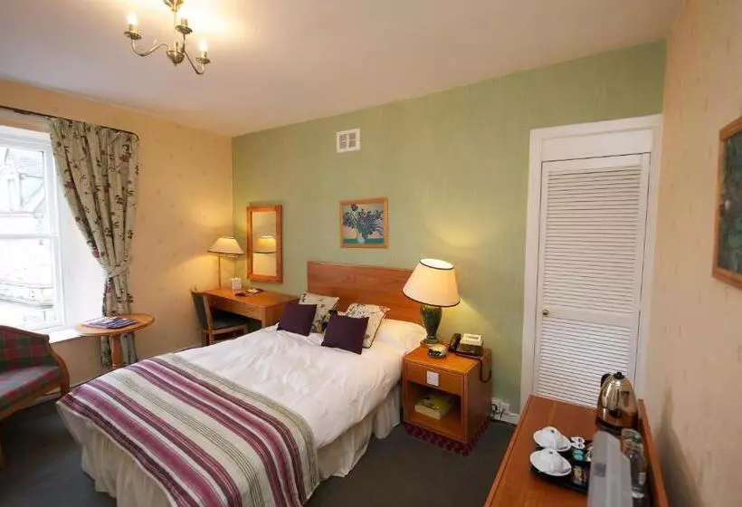 スタンダードルーム, The County Hotel   Self Check In, Speed Wi Fi, Free Parking, Central Location
