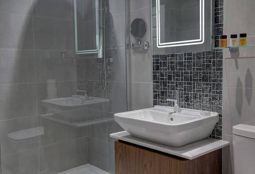 غرفة عائلية, The Croft Hotel, Bw Signature Collection