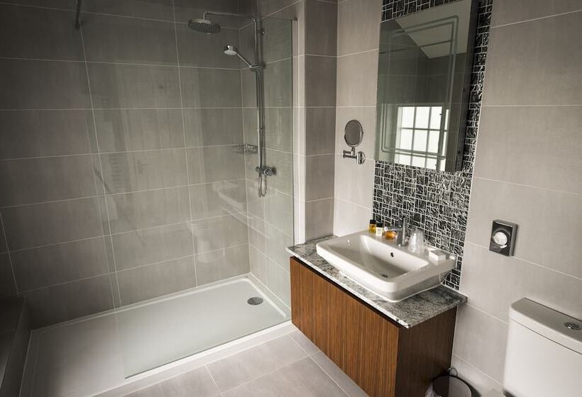 غرفة عائلية, The Croft Hotel, Bw Signature Collection