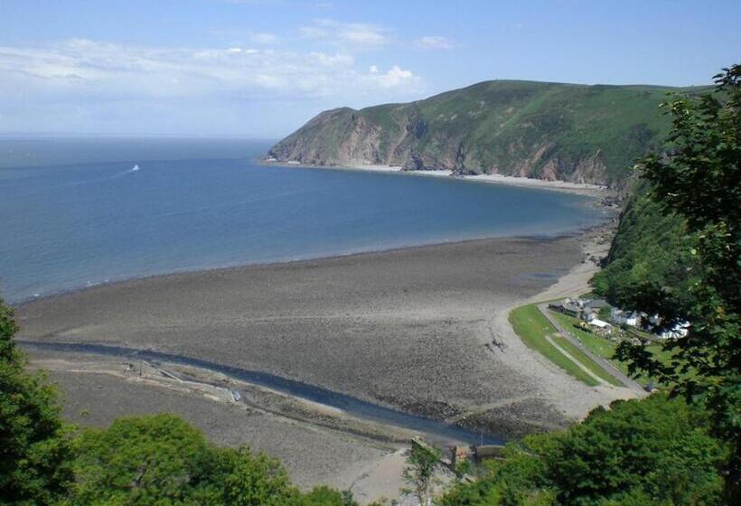 高级套房带海景, The North Cliff