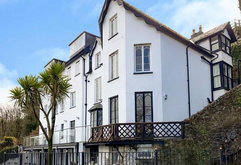 海景豪华三人间, The North Cliff