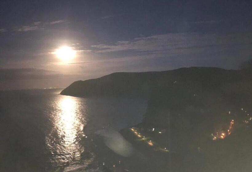 Четырехместный Номер Superior, The North Cliff