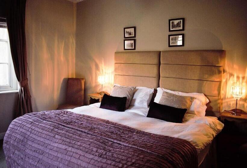 스탠다드 룸 퀸사이즈 침대, White Horse & Griffin