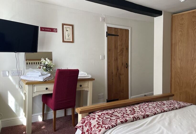 غرفة قياسية, White Hart