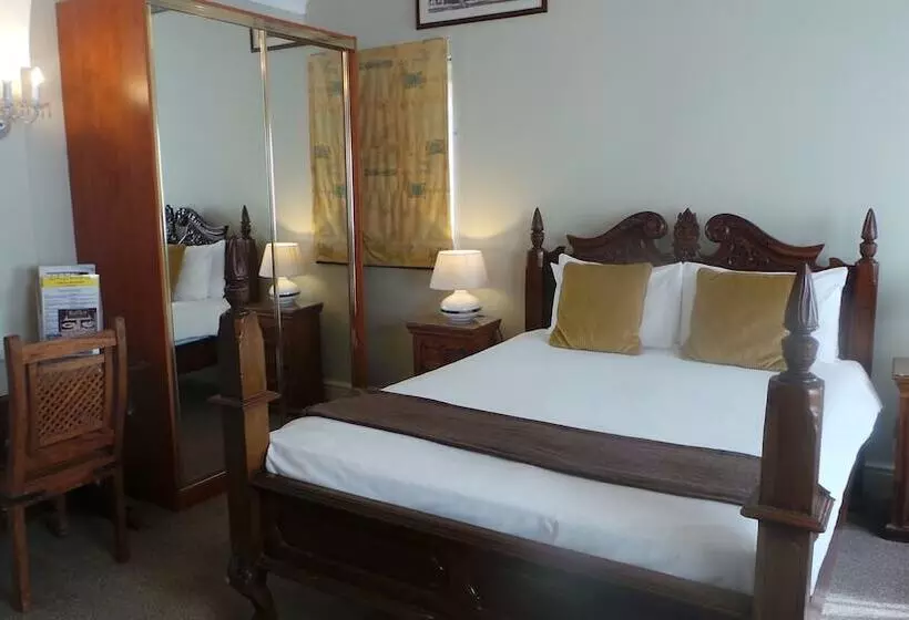 Superior-huone, The Peacock Townhouse Hotel Kenilworth Warwick