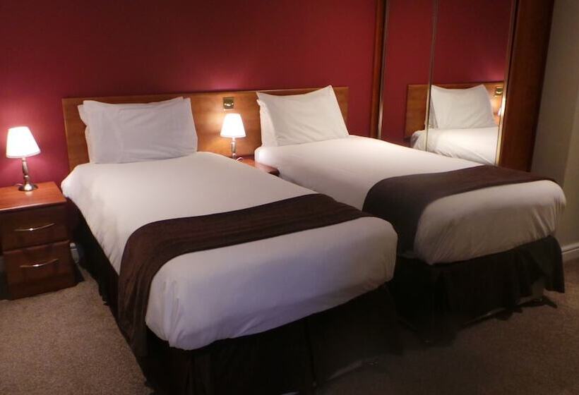 Семейный Номер, The Peacock Townhouse Hotel Kenilworth   Warwick