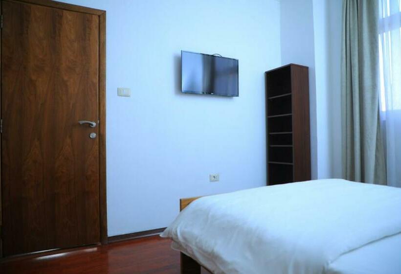 اتاق خانوادگی, Victoria Guesthouse Addis