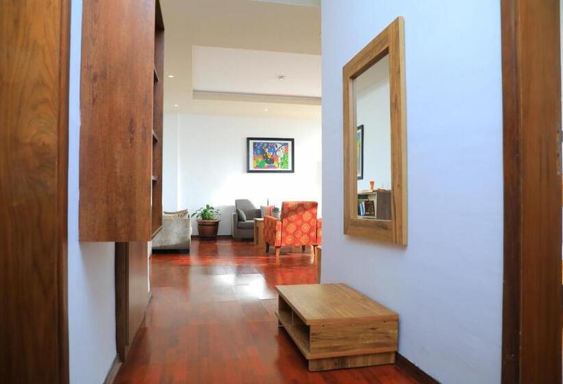 اتاق خانوادگی, Victoria Guesthouse Addis