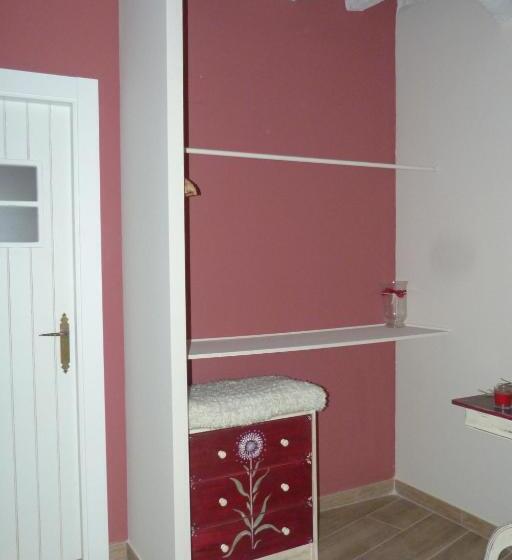 سوئیت با بالکن, Casa De Tintas