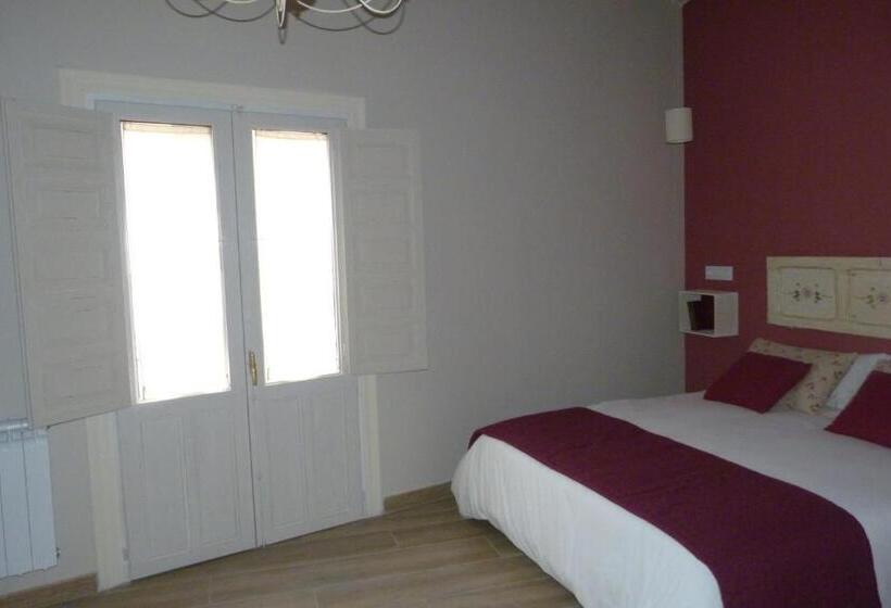 سوئیت با بالکن, Casa De Tintas