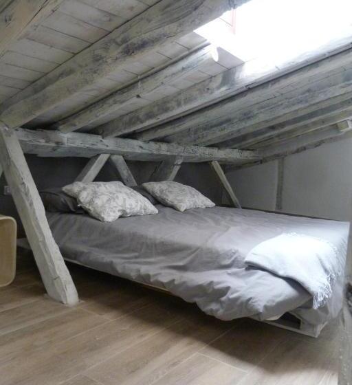 استودیوی استاندارد, Casa De Tintas