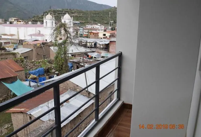سوییت خانوادگی, Arum Qurpawasi Hospedaje