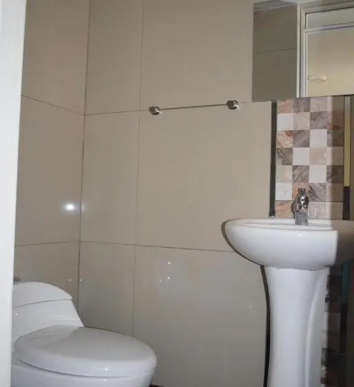 سوئیت با بالکن, Arum Qurpawasi Hospedaje