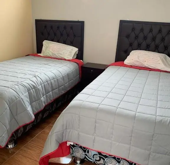 اتاق لوکس, Arum Qurpawasi Hospedaje