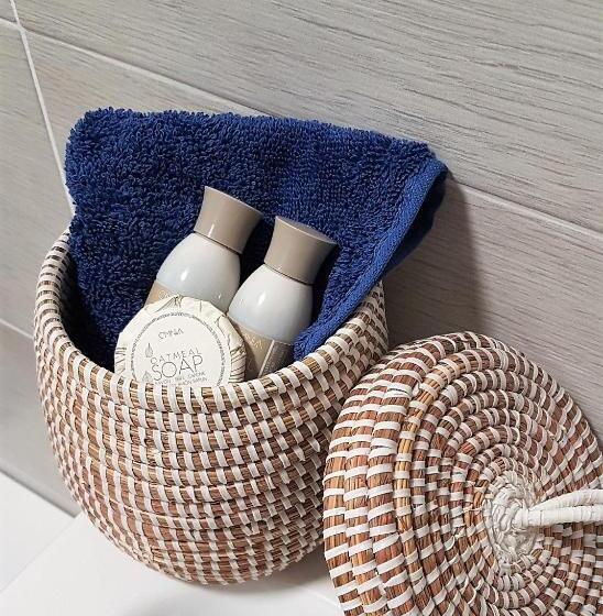 标准间, La Grange Du Born