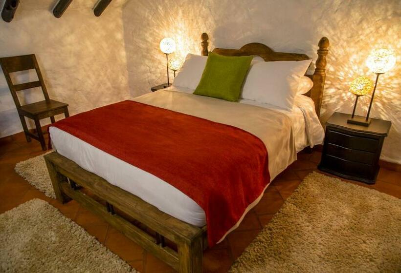 غرفة قياسية, Casona Quesada