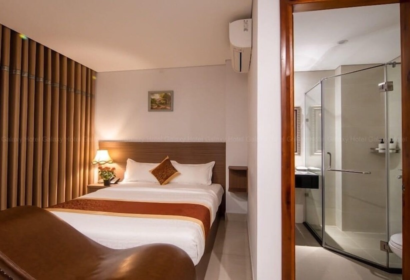 اتاق رمانتیک, Galaxy Airport