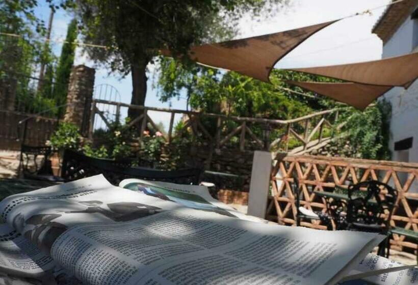 جناح جونيور, Rural Alqueria De Los Lentos