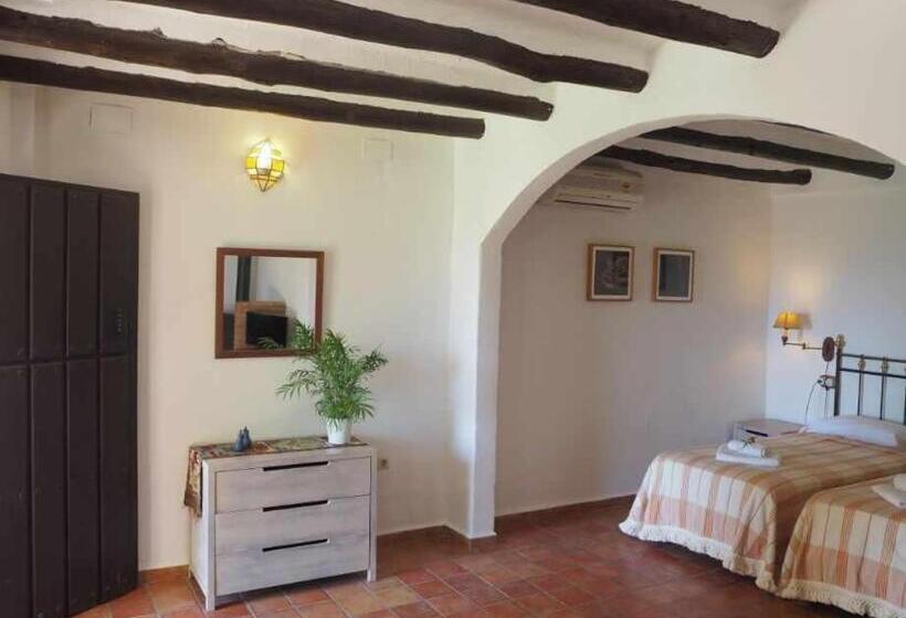 جناح جونيور مطل على الحديقة, Rural Alqueria De Los Lentos