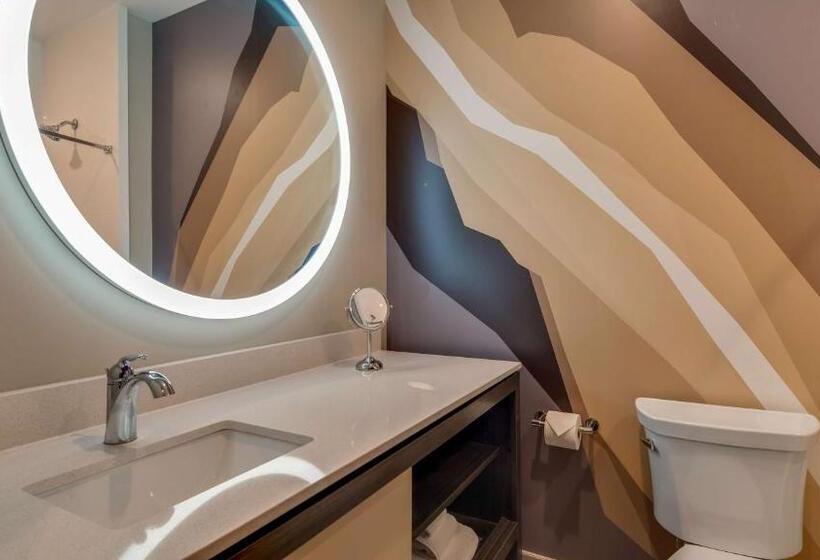 סוויטה, Best Western  Plus Executive Residency Rigby S Water World