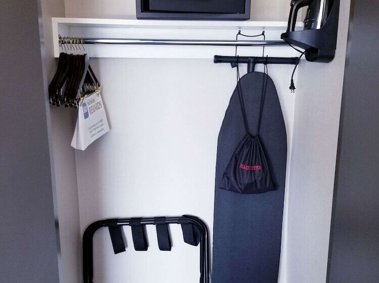 חדר סטנדרט שתי מיטות זוגיות, Best Western  Plus Executive Residency Rigby S Water World