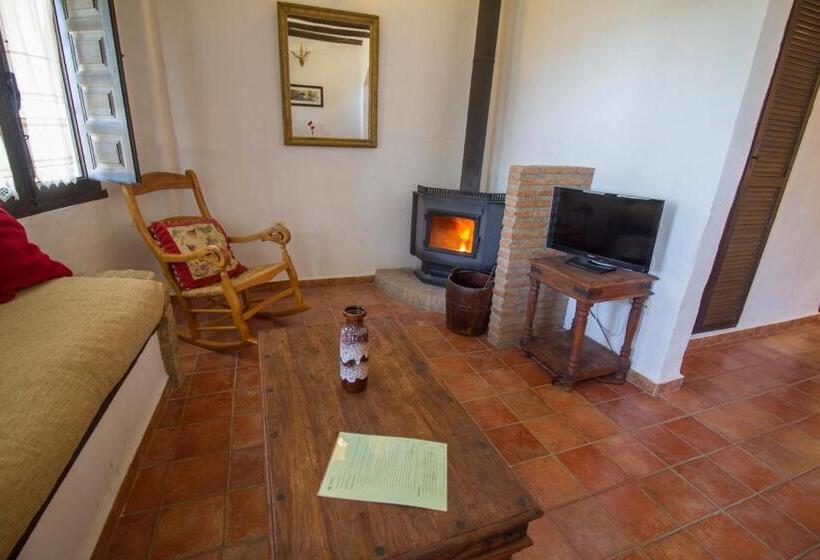 جناح جونيور, Rural Alqueria De Los Lentos