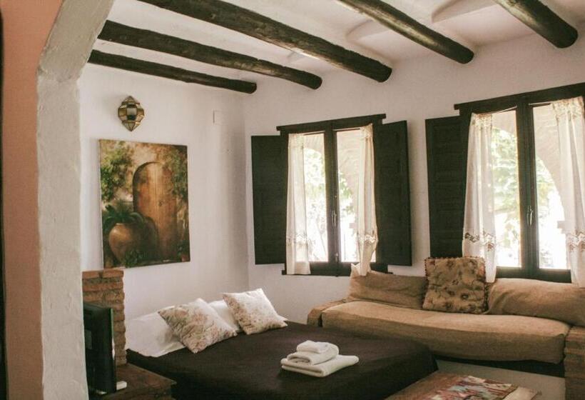 جناح جونيور مطل على الحديقة, Rural Alqueria De Los Lentos