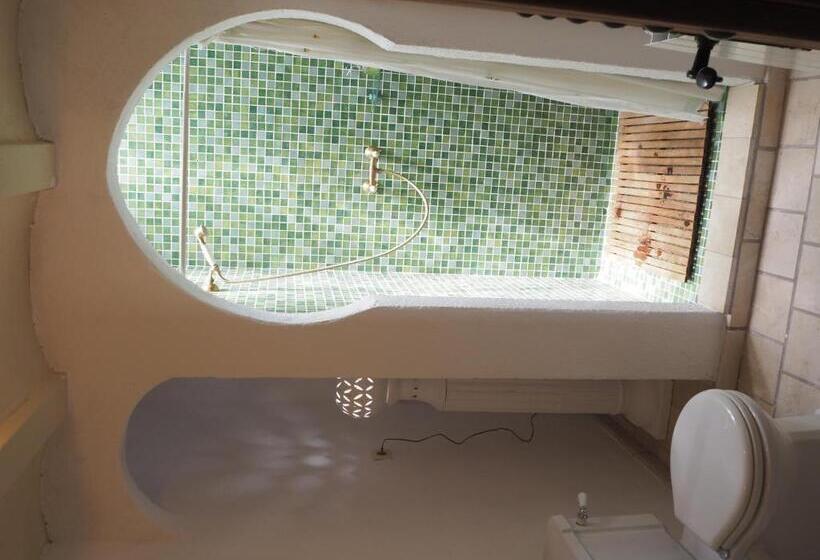 جناح جونيور عائلى, Rural Alqueria De Los Lentos