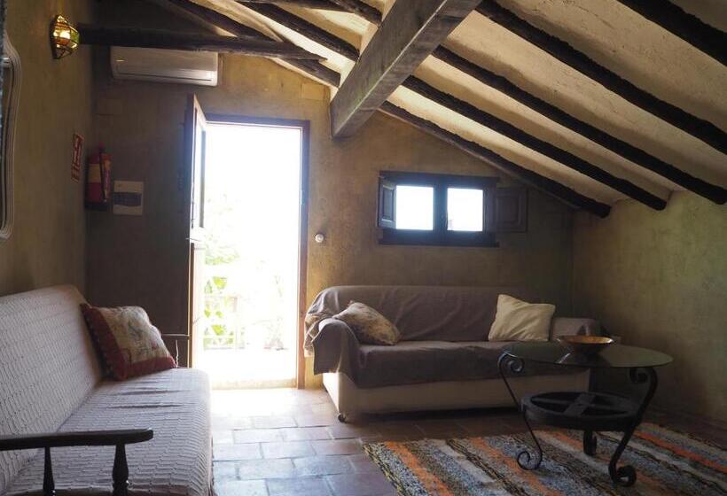 جناح جونيور عائلى, Rural Alqueria De Los Lentos