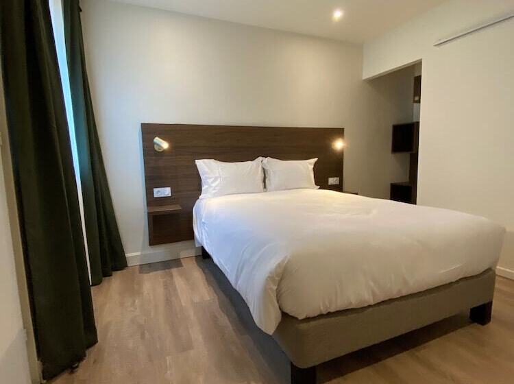 스탠다드 룸, Mayrena Hotel Restaurant