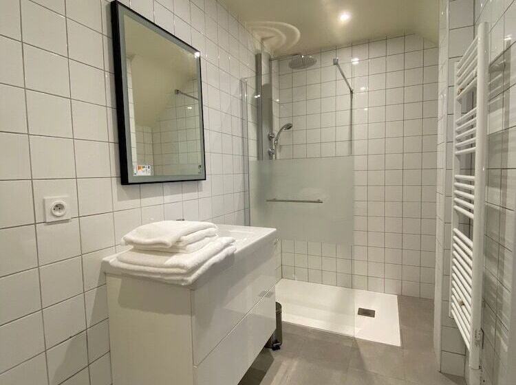 스탠다드 룸, Mayrena Hotel Restaurant