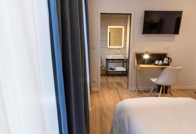 수피리어 룸, Mayrena Hotel Restaurant