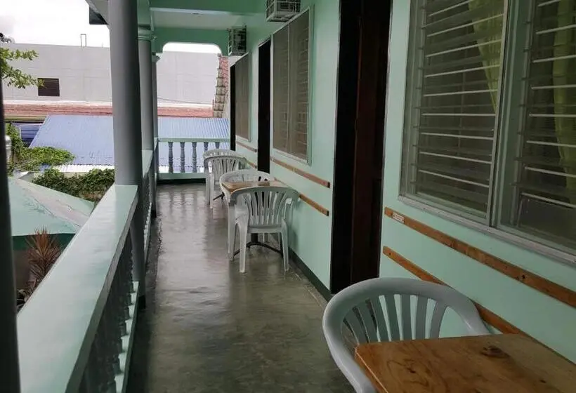 ファミリールーム, Citadel Alona Inn