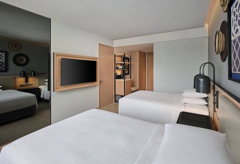 Номер Стандарт 2 Двуспальные Кровати, Four Points By Sheraton Phuket Patong Beach Resort