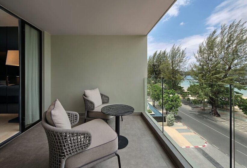 Номер Стандарт 2 Двуспальные Кровати, Four Points By Sheraton Phuket Patong Beach Resort