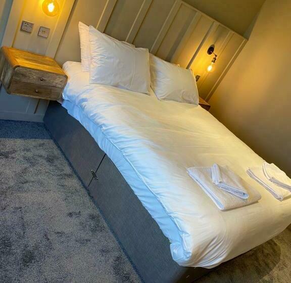 חדר דחוקס עם מיטת קינג, Lodge At Tap Haus