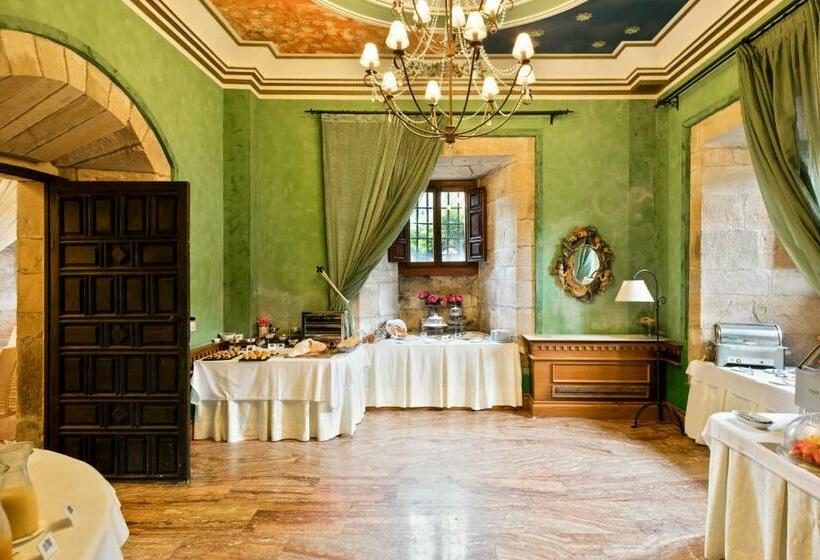 سوییت جونیور, Abba Palacio De  Sonanes