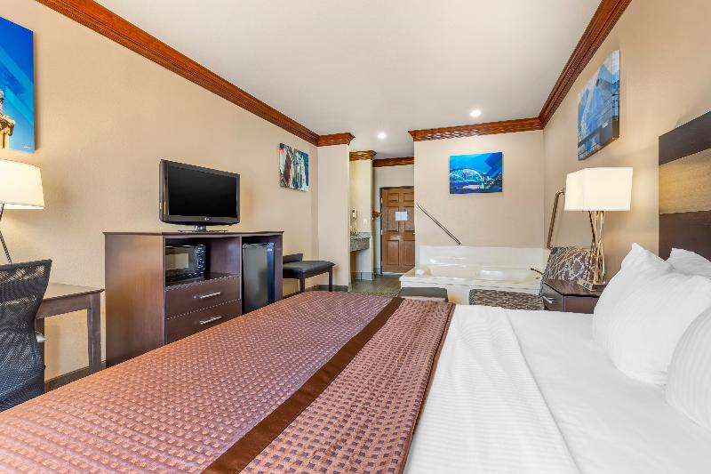 带大床的套房, Best Western Fort Worth Inn And Suites