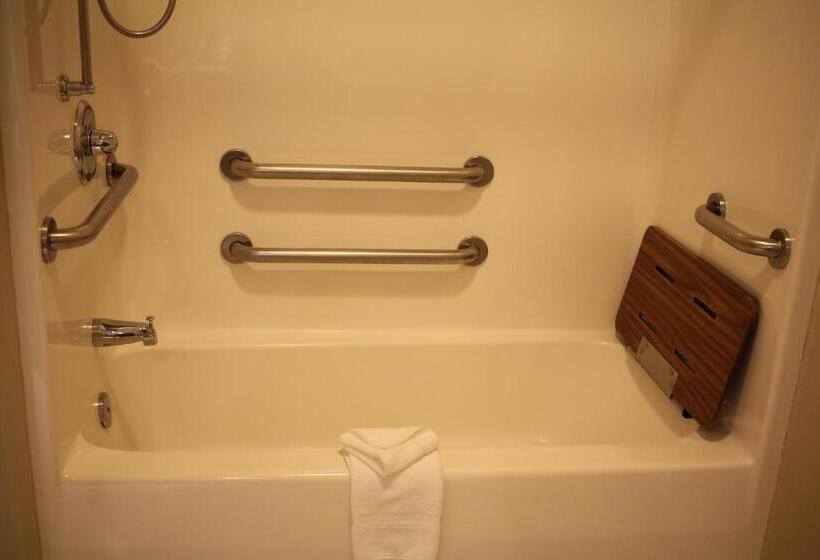 جناح لذوى الاحتياجات الخاصة, Best Western Plus Des Moines West Inn & Suites
