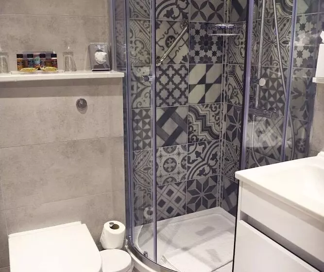 海の見えるダブルベッドスタンダードルーム, Best Western Premier Dover Marina Hotel & Spa